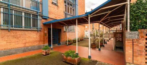 3 bedrooms Apartment in Rivoli, Italy No. 49854 21