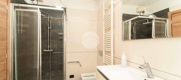 3 bedrooms Apartment in Rivoli, Italy No. 49854 14