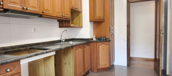 3 Schlafzimmer Wohnung in Logrono, Spain, Nr. 153219 8