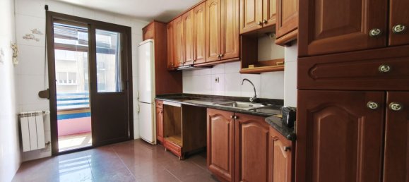 3 Schlafzimmer Wohnung in Logrono, Spain, Nr. 153219 3