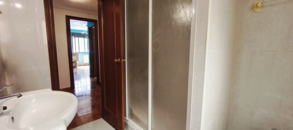 3 Schlafzimmer Wohnung in Logrono, Spain, Nr. 153219 66