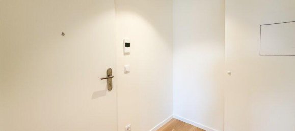 2 rooms Duplex in Dobling, Austria No. 189691 4