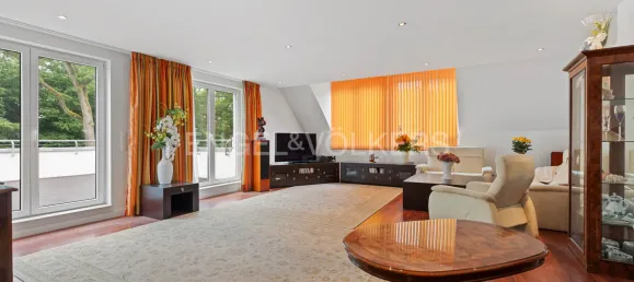 4 bedrooms Duplex in Wandsbek, Germany No. 272205 2