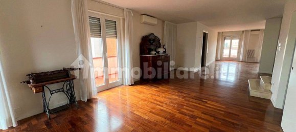 2 bedrooms Penthouse in Pesaro, Italy No. 196594 16