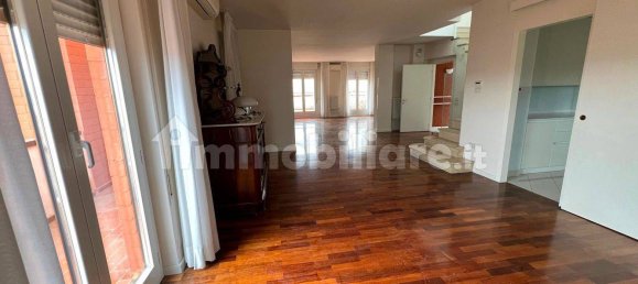 2 bedrooms Penthouse in Pesaro, Italy No. 196594 18