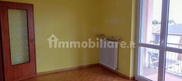 3 bedrooms Apartment in Crescentino, Italy No. 333389 11