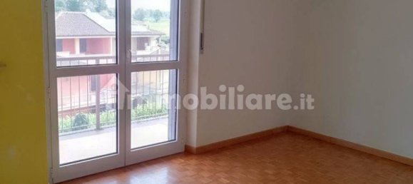 3 bedrooms Apartment in Crescentino, Italy No. 333389 10