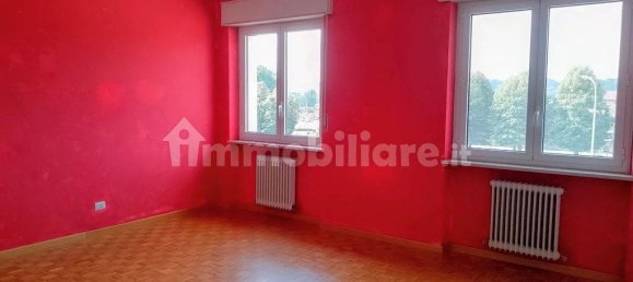 3 bedrooms Apartment in Crescentino, Italy No. 333389 4