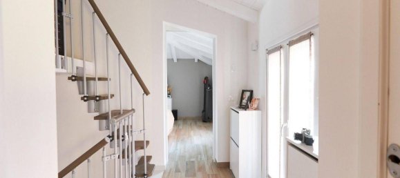 4 rooms Apartment in San Pietro in Casale, Italy No. 25733 6