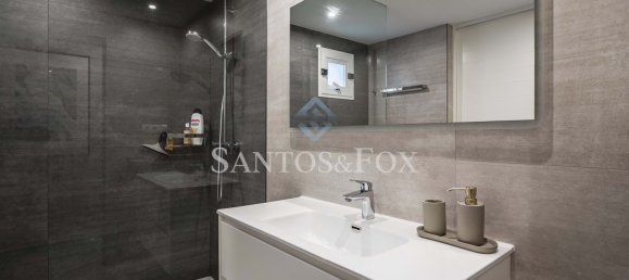 Apartamento de 3 dormitorios en Marbella, Spain No. 70747 6