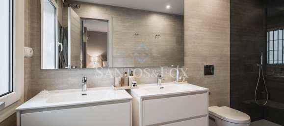 Apartamento de 3 dormitorios en Marbella, Spain No. 70747 4