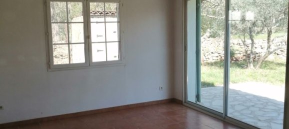 2 Schlafzimmer Haus in Saint-Maximin-la-Sainte-Baume, France, Nr. 295094 7