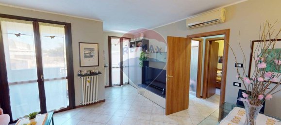 3 Schlafzimmer Wohnung in San Martino Siccomario, Italy, Nr. 374317 18
