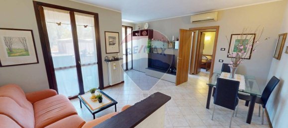 3 Schlafzimmer Wohnung in San Martino Siccomario, Italy, Nr. 374317 2