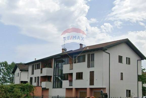 3 Schlafzimmer Wohnung in San Martino Siccomario, Italy, Nr. 374317