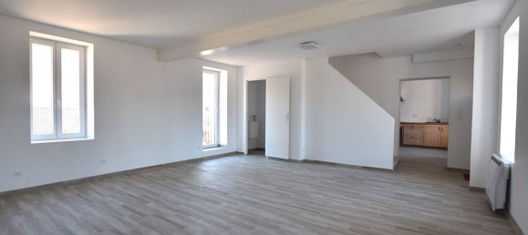 Casa de 4 dormitorios en Saint-Prix, France No. 203766 3