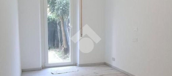 Квартира с 3 комнатами в Рим, Италия № 212458 7