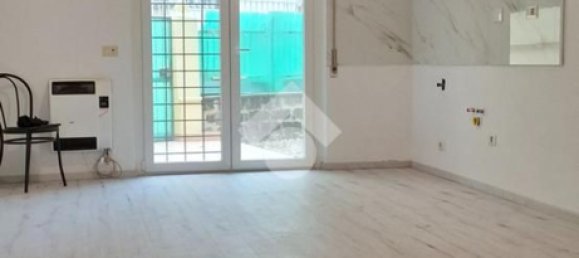 Квартира с 3 комнатами в Рим, Италия № 212458 4