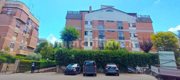 3 Schlafzimmer Wohnung in Rome, Italy, Nr. 272649 2