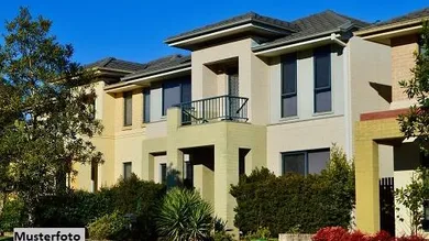 23-Zimmer Stadthaus in Heiligenkreuz, Austria, Nr. 204317