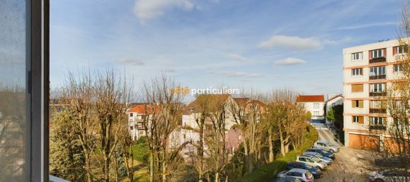 2 bedrooms Apartment in Clamart, France No. 180280 2