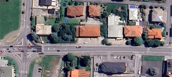 Propiedad comercial en Urgnano, Italy 236 m² No. 379219 16