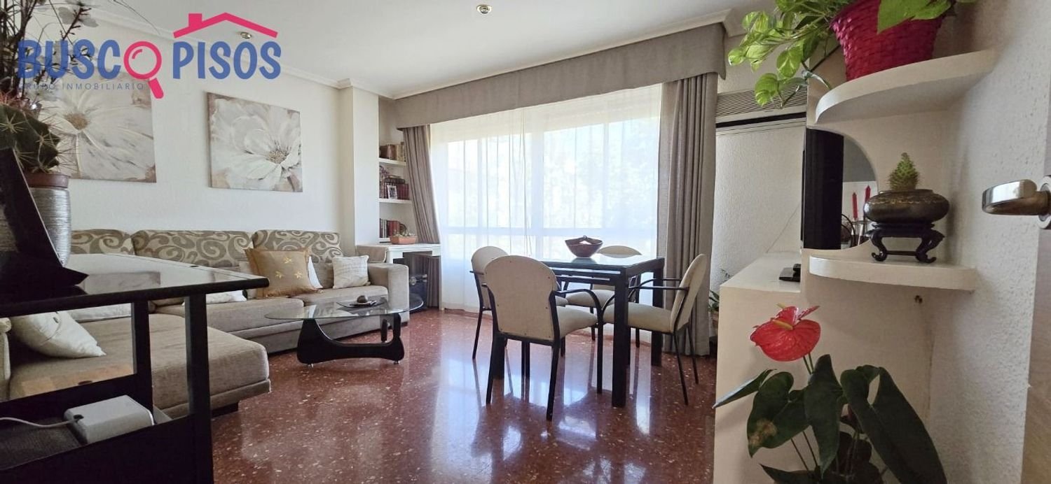 3 bedrooms Apartment in Cordoba, Spain No. 157995