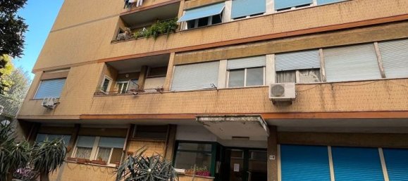 Квартира с 3 спальнями в Рим, Италия № 380347 3