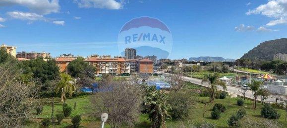 3 bedrooms Apartment in Palermo, Italy No. 216457 3