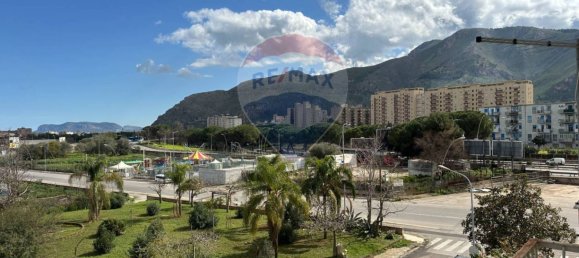 3 bedrooms Apartment in Palermo, Italy No. 216457 5