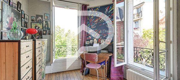 Casa de 3 dormitorios en Colombes, France No. 189190 12