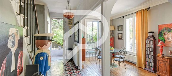 Casa de 3 dormitorios en Colombes, France No. 189190 7