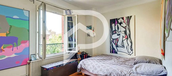 Casa de 3 dormitorios en Colombes, France No. 189190 14