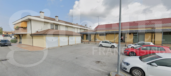 1 room Commercial property in Porto Tolle, Italy No. 81097 31