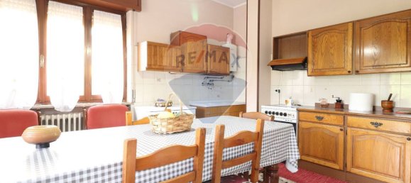 5 Schlafzimmer Villa in Spirano, Italy, Nr. 346049 22