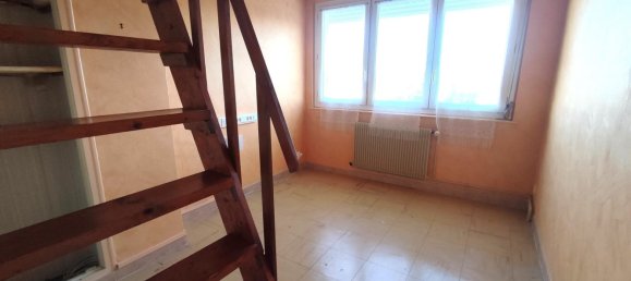 3 bedrooms House in Le Quesnoy, France No. 48359 18