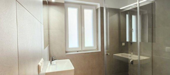 Квартира с 3 комнатами в Оттакринг, Австрия № 45607 18