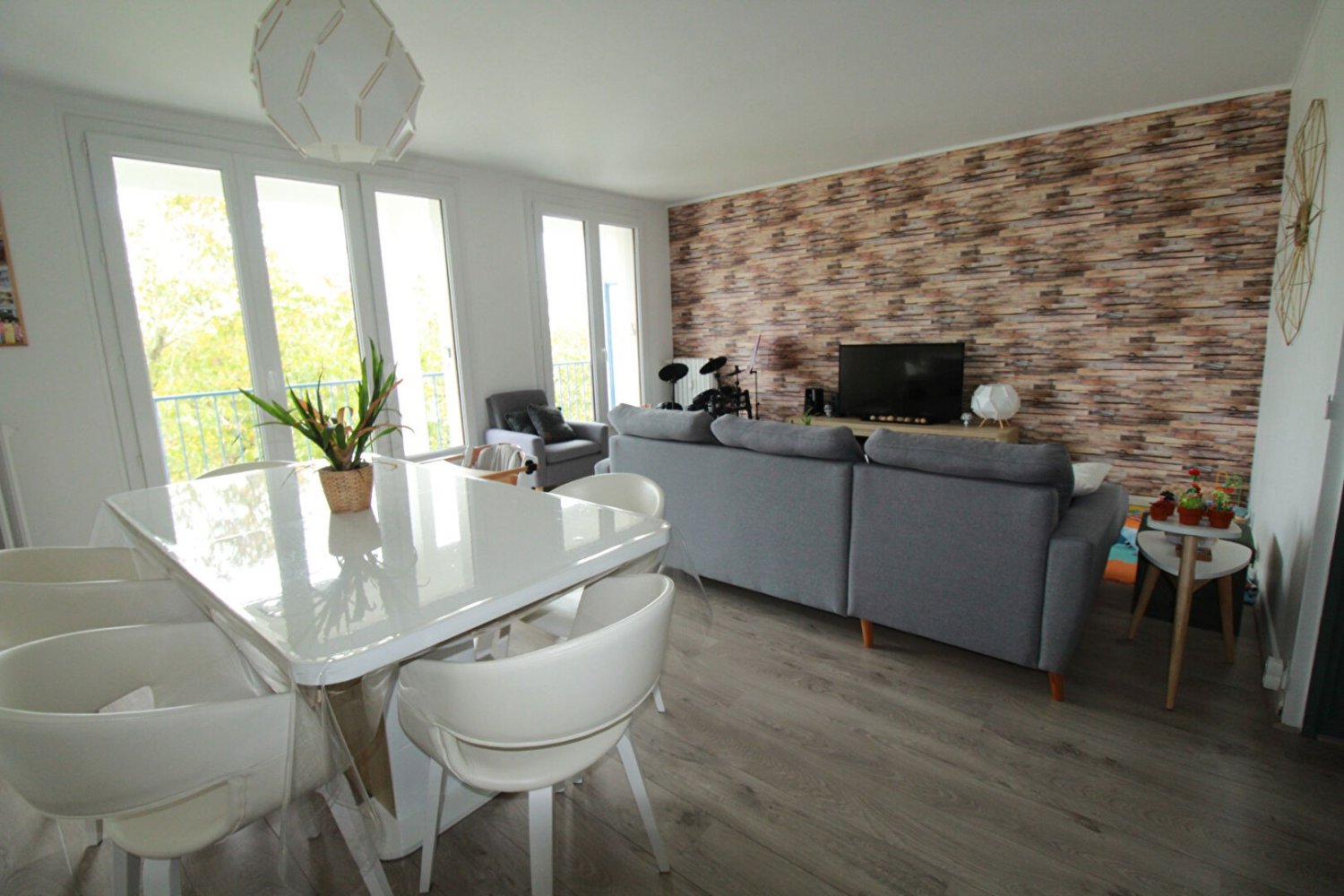 3 bedrooms Apartment in Chartres, France No. 154091