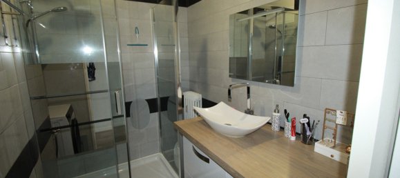 3 bedrooms Apartment in Chartres, France No. 154091 14