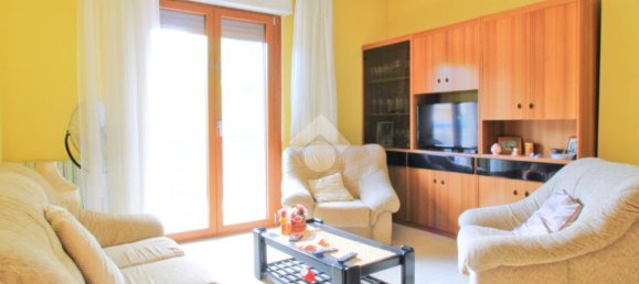 Квартира с 2 спальнями в Сан Сальво, Италия № 320773 2