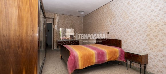 4 rooms Apartment in Viterbo, Italy No. 266260 6