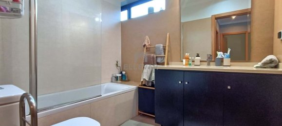 3 bedrooms House in Funchal, Portugal No. 142119 12