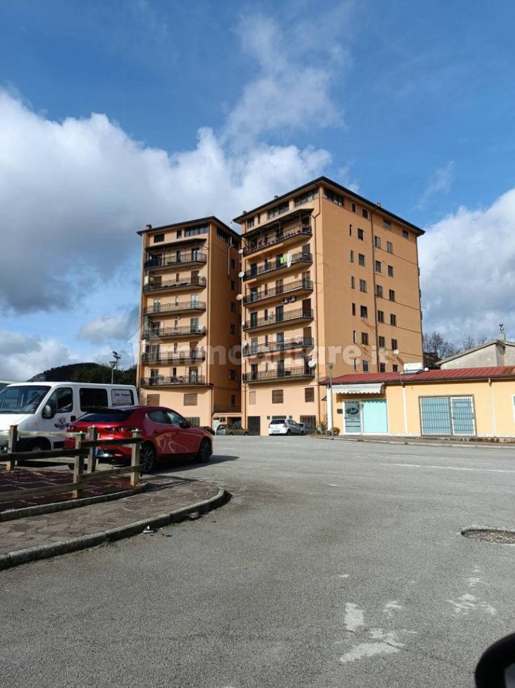 3 bedrooms Apartment in Lagonegro, Italy No. 31893