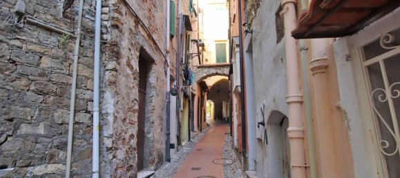 2 غرف نوم منزل ذو طابقين في Sanremo, Italy رقم 398634 13