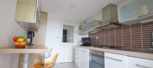 2 غرف نوم منزل ذو طابقين في Sanremo, Italy رقم 398634 4