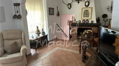 Adosado de 6 dormitorios en Córdoba, Spain No. 179863