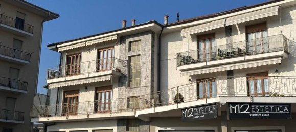 4 rooms Apartment in Verzuolo, Italy No. 11646 2
