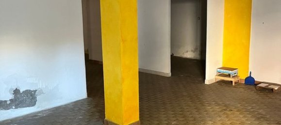 120m² Commercial property in Ancona, Italy No. 184506 3