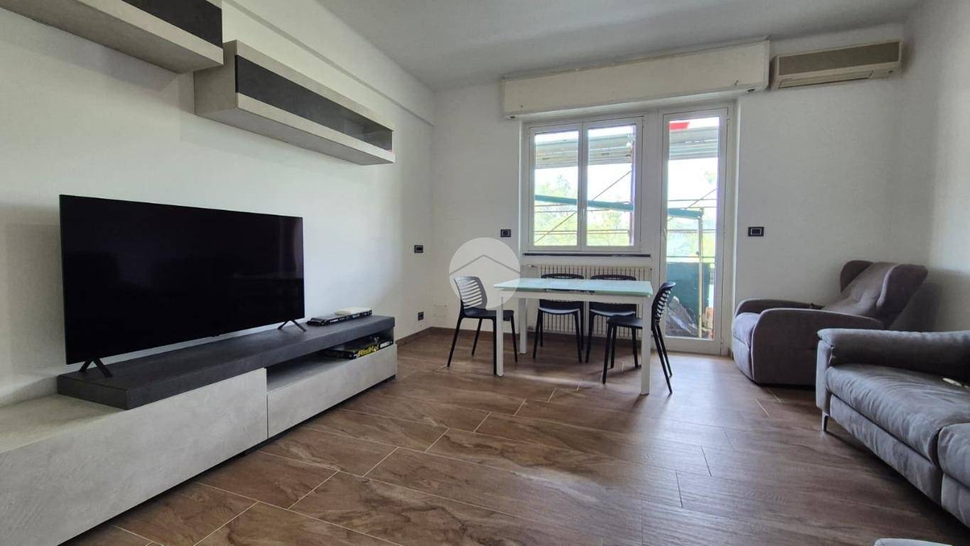 2 bedrooms Apartment in Genoa, Italy No. 372860