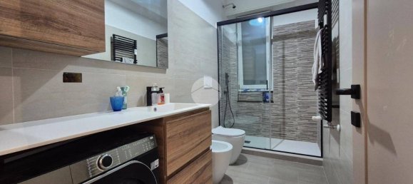 2 bedrooms Apartment in Genoa, Italy No. 372860 18